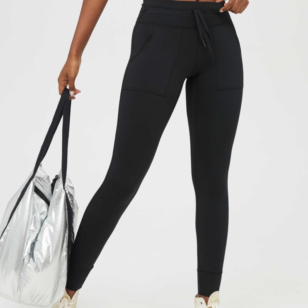 Cuffed Aerie leggings with drawstring